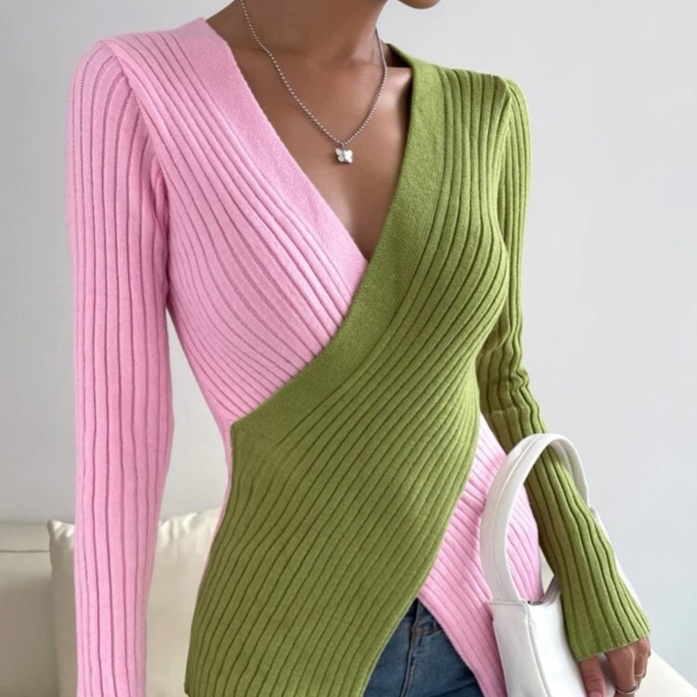 NWOT Large pink and green sweater